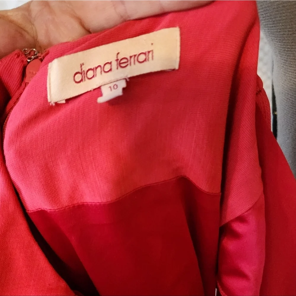 PENDING SALE woman size 10 crimson red fitted midi dress - Picture 6 of 14